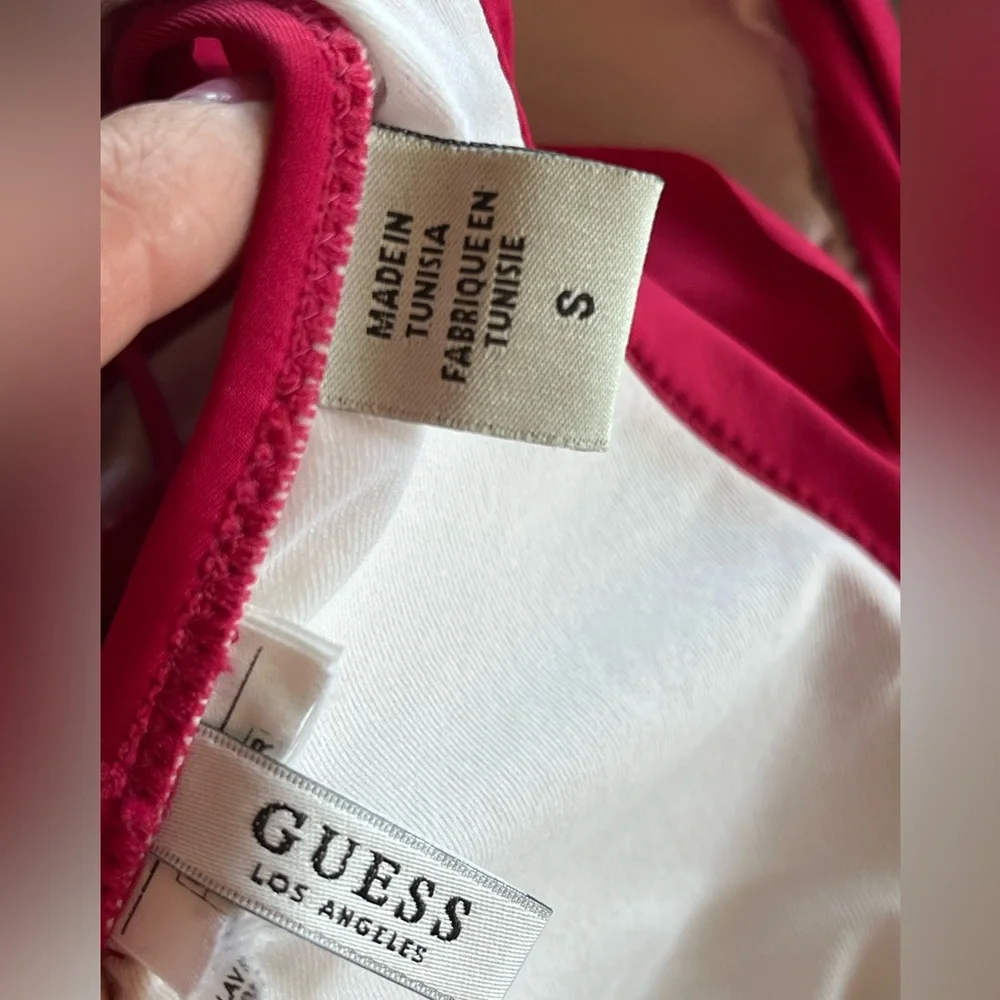 RED GUESS RUFFLE BIKINI - Picture 9 of 12